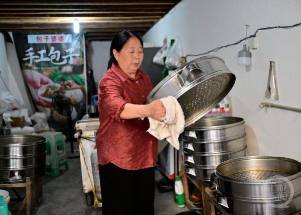厦门股票配资 百姓记录|“包子婆婆”的承诺